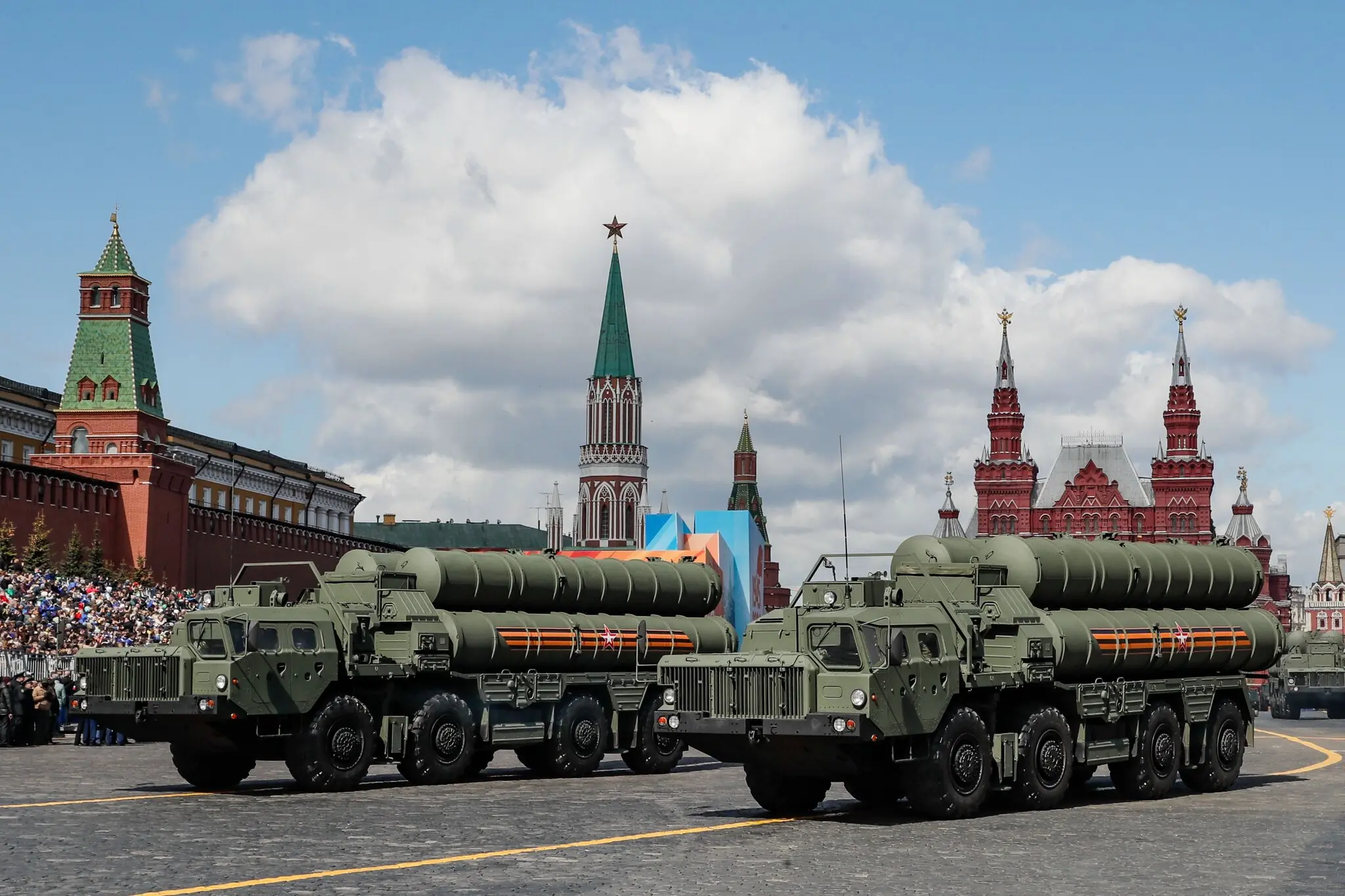 Ракетні системи на Красній площі в Москві перед військовим парадом до Дня Перемоги в травні.